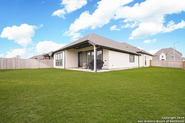14308 Apache Wls — Photo 27