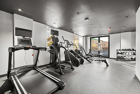 Rented by CW Realty Property Management LLC | media 18