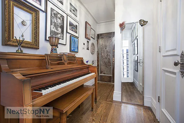 Rented by NextStopNY | media 3