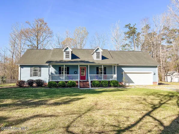393 Knollwood Drive, Hampstead, NC 28443