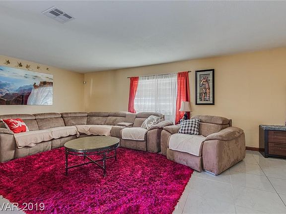 5th image of 2901 Holly Hill Ave