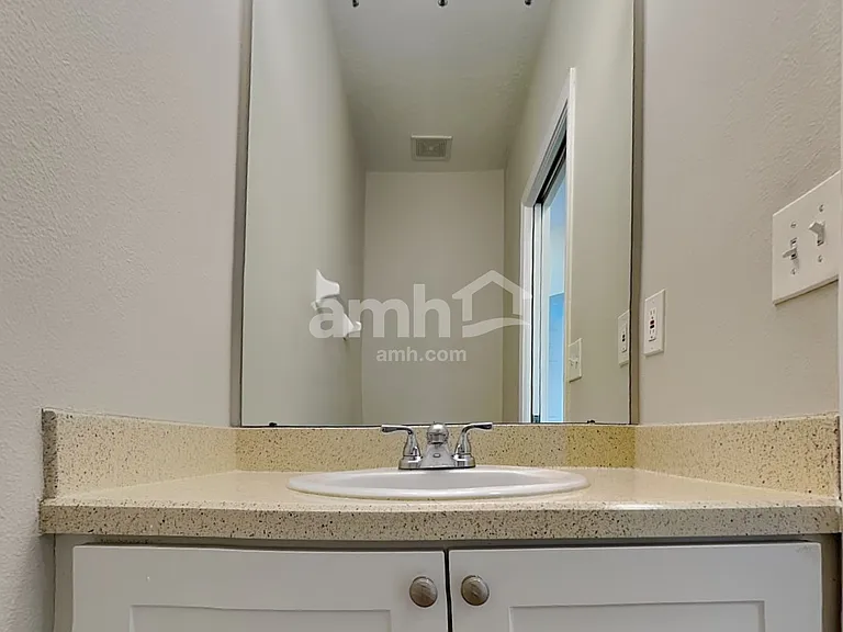 8157 Canterbury Lake Blvd — Photo 9