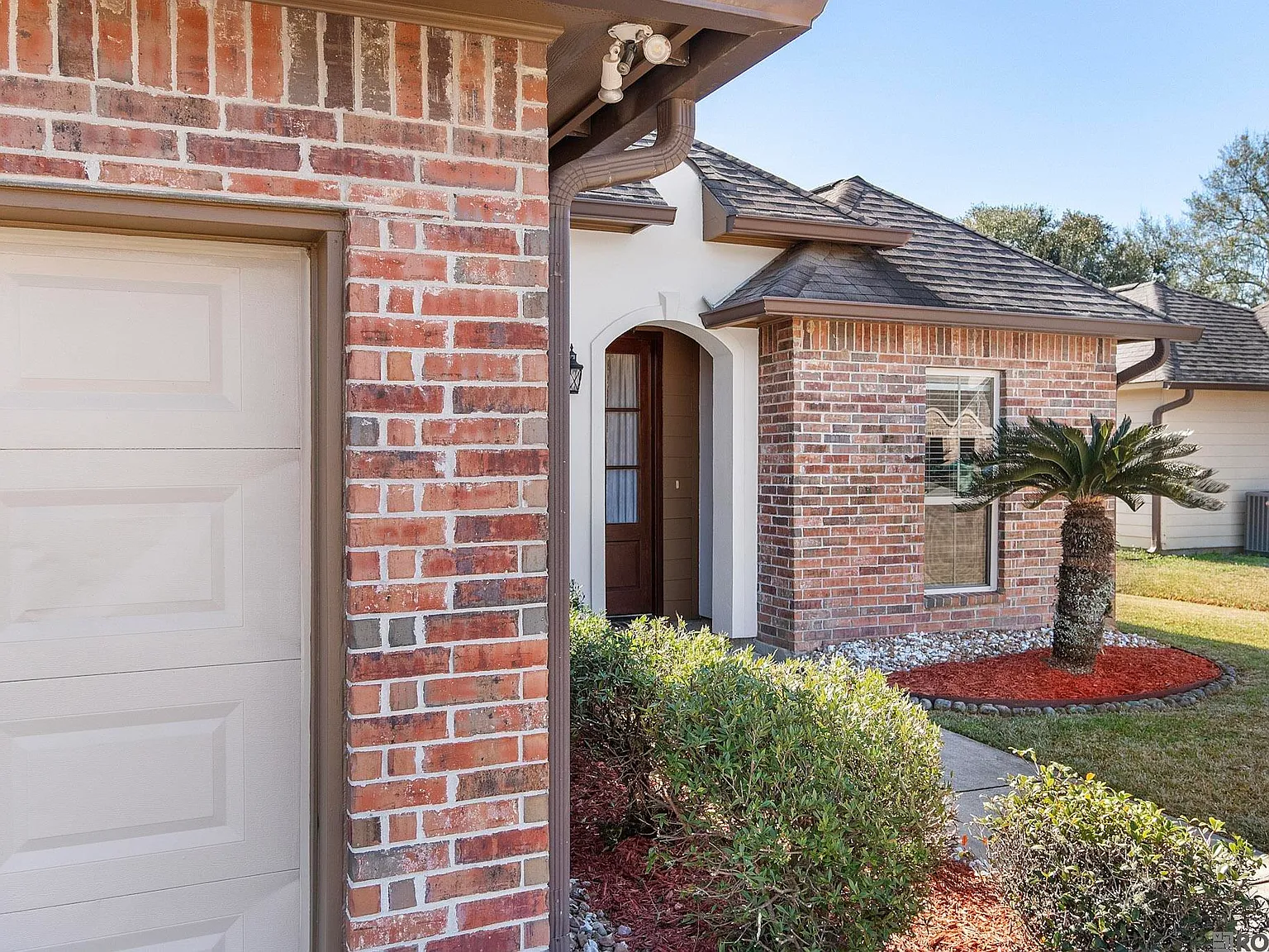 4 bed, 1495 sqft, $2,100 — Photo 4