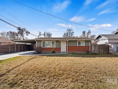 1011 E Washington Ave, Nampa, ID, 83686