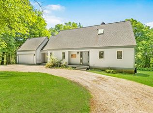 61 Meetinghouse Ln, Boxboro, MA 01719
