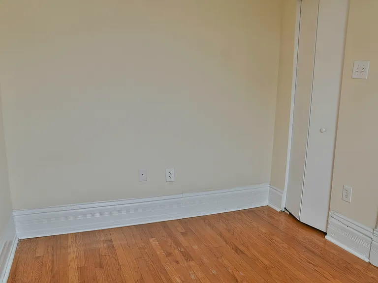 3350 N Sheffield Ave #2 — Photo 5