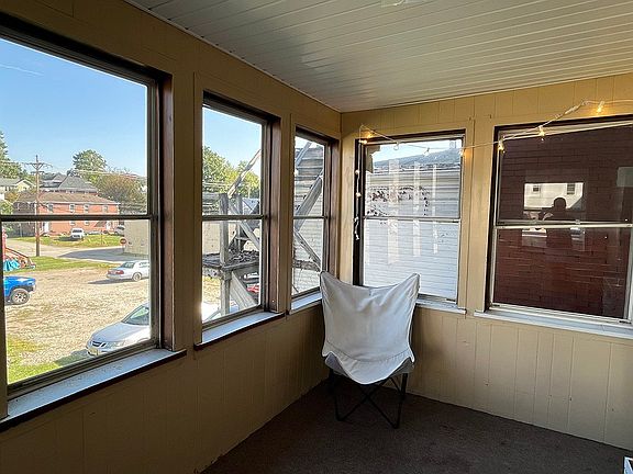 5th image of 451 453 Philadelphia Street 450 #452