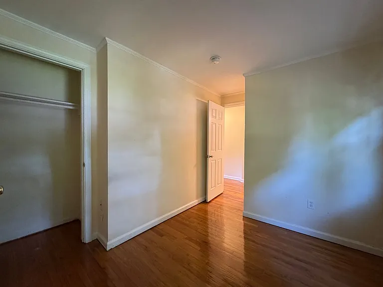 1 Savin Ct — Photo 17