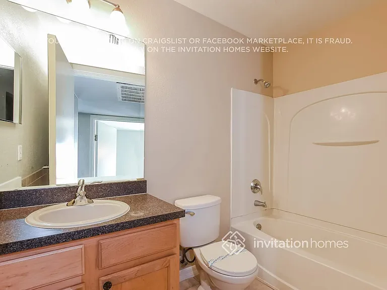 1493 Jupiter Ave — Photo 15