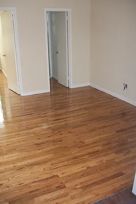 Rented by Charles Roth, LREB | media 22