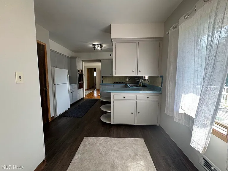 7726 York Rd — Photo 14