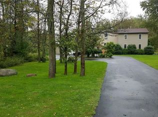 364 Trimmer Rd, Spencerport, NY 14559