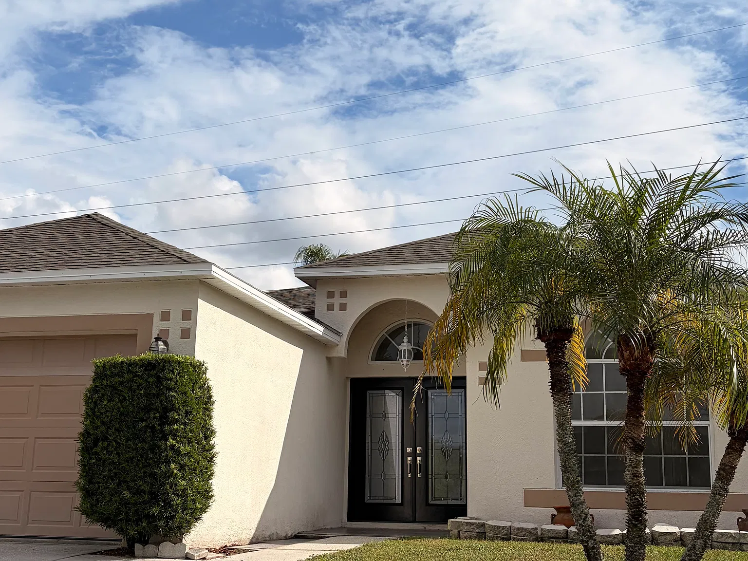 3 bed, 1632 sqft, $2,500 — Photo 1