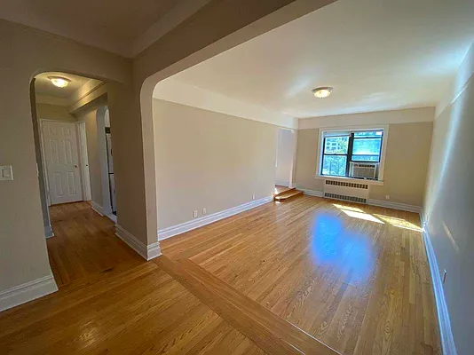 Rented by Waldstar Real Estate LLC | media 18