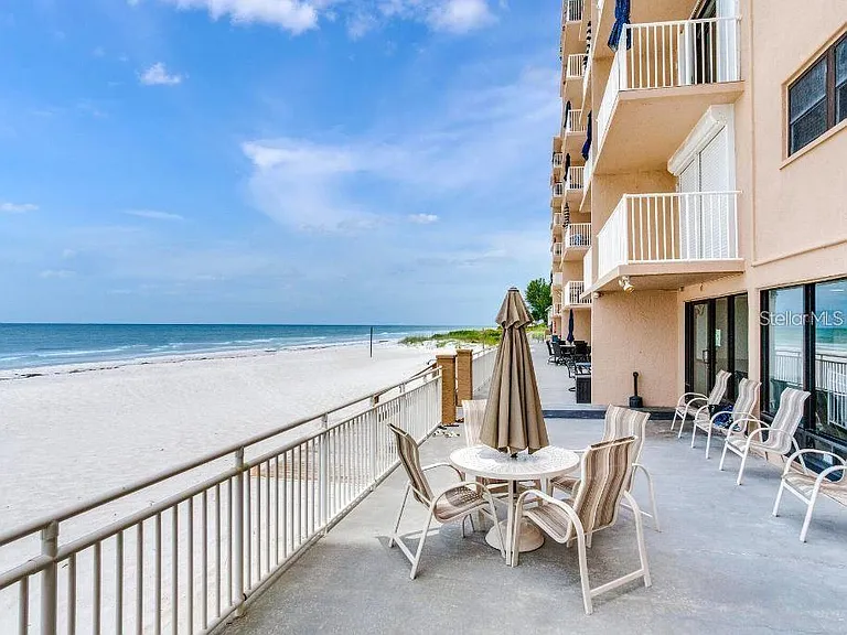 18650 Gulf Blvd #305 — Photo 64