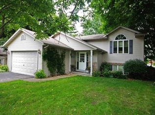 73 Clover St, Williams Bay, WI 53191