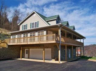 4725 Pleasant Grove Rd, Galax, VA 24333