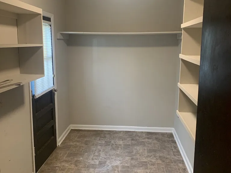 431 Spring Valley Rd — Photo 14
