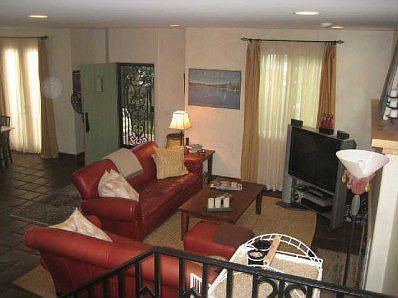 3rd image of 926 10th St #1