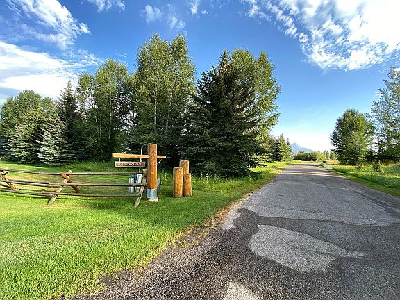 4th image of 6595 N Lower Cascade Dr