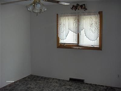 4th image of 1701 Granby Ave