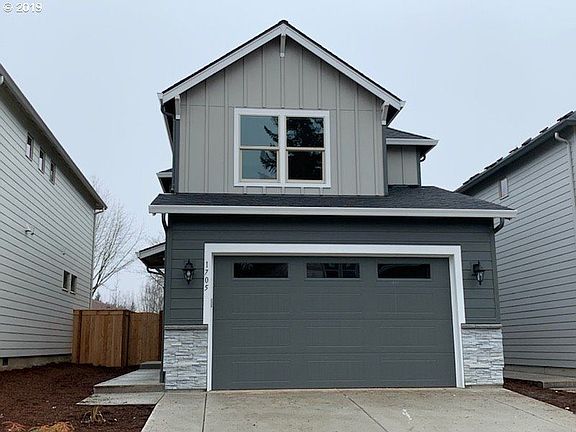 3rd image of 1705 NE 146th St