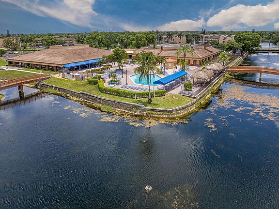 3rd image of 9420 Sunrise Lakes Boulevard #212