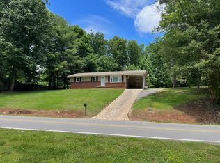 793 Harmony Grove Rd, Nebo, NC 28761