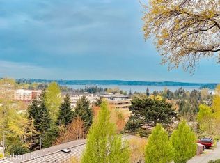3021 81st Pl SE APT 8, Mercer Island, WA 98040