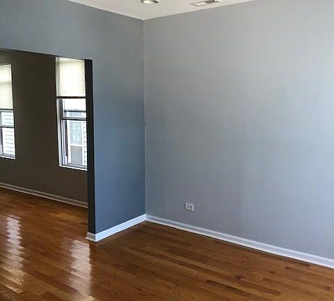 4th image of 1625 N Maplewood Ave APT 1