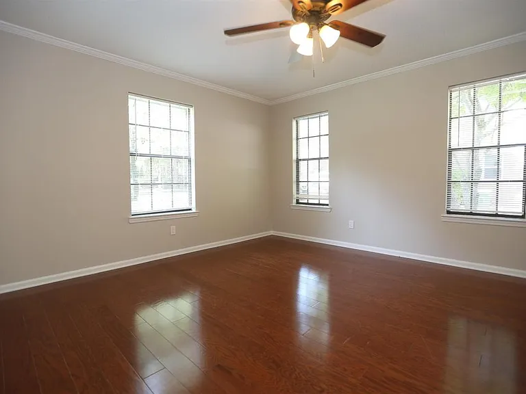 12406 Colleen Dr — Photo 35
