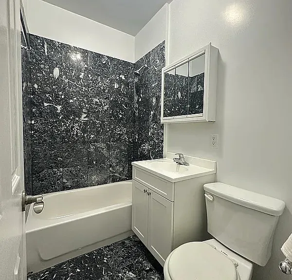 452 W 57th St #3W — Photo 10