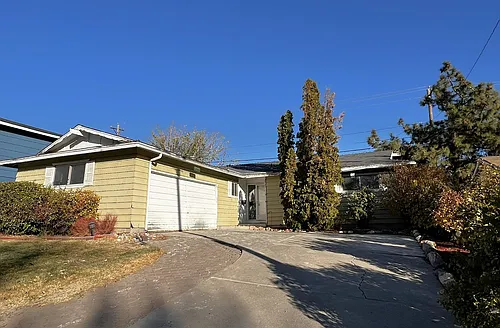 2905 Scholl Dr Photo 1