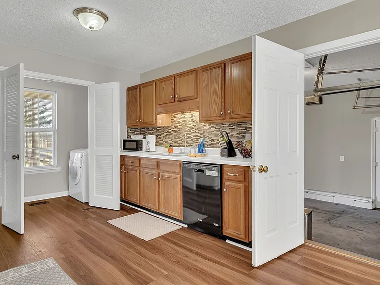 3716 Southridge Blvd — Photo 12
