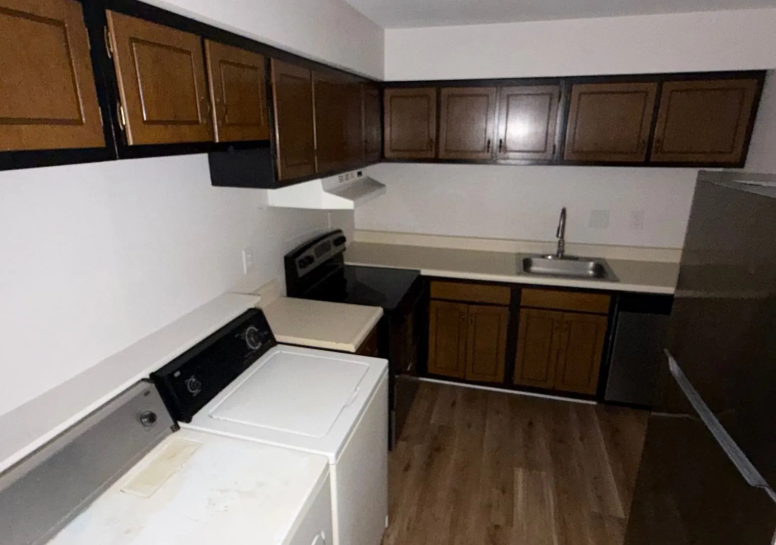 Sandpiper Condos — Photo 2