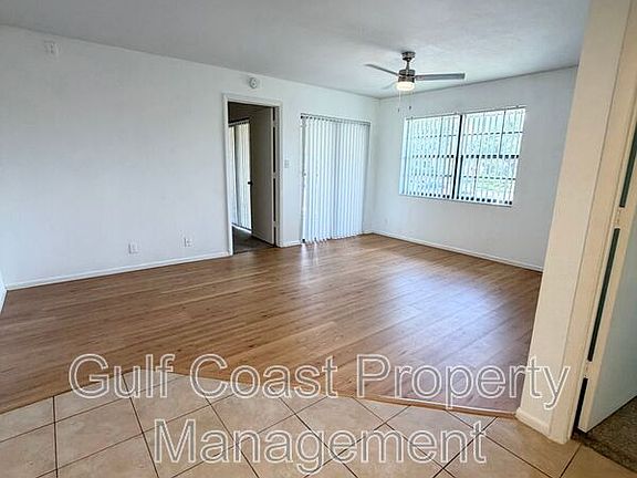 4th image of 19505 Quesada Ave #U