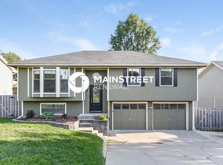 212 E Connie St, Lansing, KS 66043