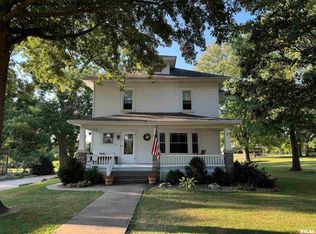 323 E Cortland St, Avon, IL 61415