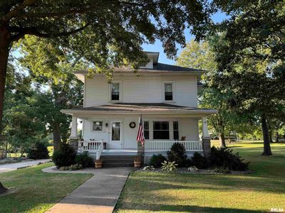 323 E Cortland St, Avon, IL, 61415