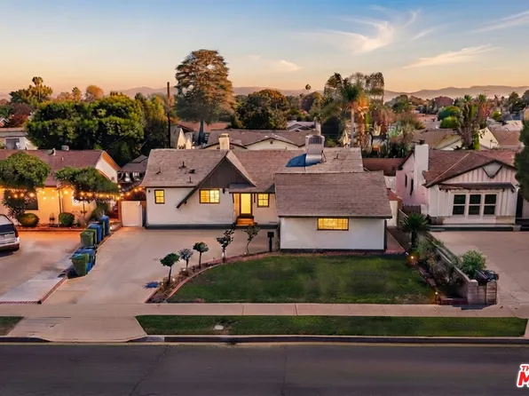 8938 Monogram Ave, North Hills, CA 91343