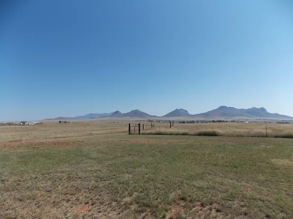 83 Camino Agave #E, Elgin, AZ 85611