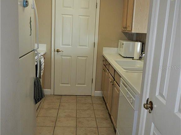 2nd image of 750 N Tamiami Trl Unit 512