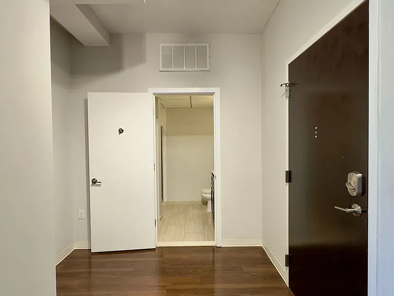 Charming 1 Bedroom/1 Bathroom Apartment Unit in Downtown Baltimore, MD! Unit 416 — Photo 111
