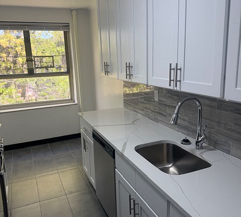 5th image of 193-15A 73rd Ave #2C