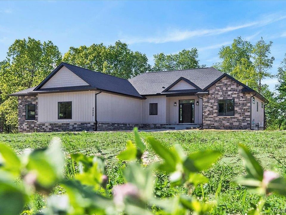 1st image of 4060 Metamora Ridge Rd