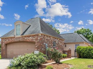 6015 Courtyard Dr, Gonzales, LA 70737