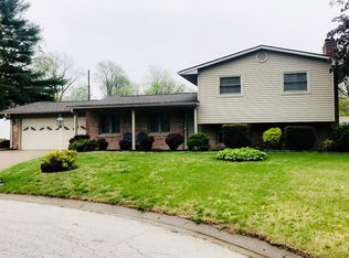 2316 Hill Rd, Quincy, IL 62305