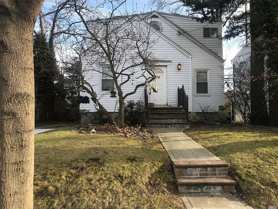 1st image of 33 Fozter Ave