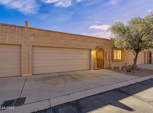 9056 E Calle Norlo, Tucson, AZ 85710