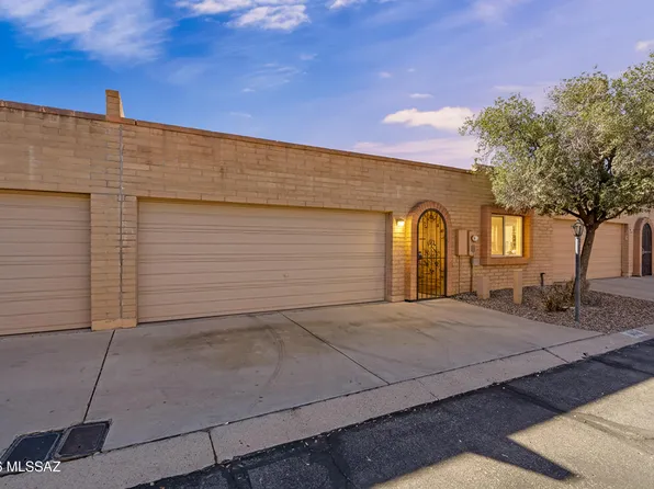 9056 E Calle Norlo, Tucson, AZ 85710